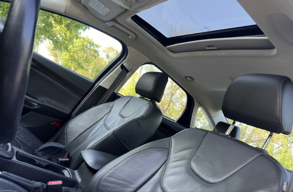 Автомобіль Ford Focus SL