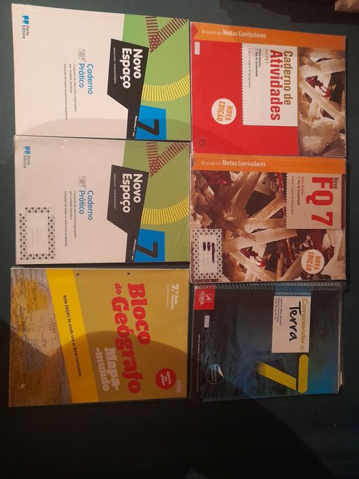 Livros escolares 7. Ano