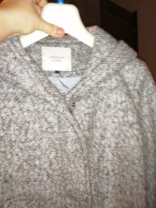 Sprzedam płaszczyk nowy rozmiar XS marki Only