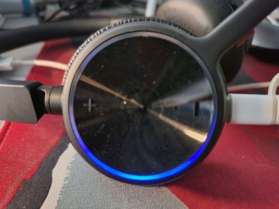 Słuchawki bezprzewodowe Poly Voyager Focus 2