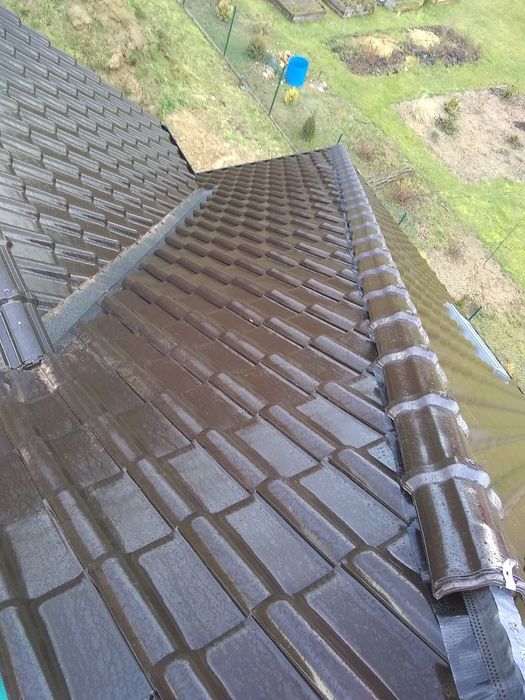 Usługi dekarskie/ Dachy/ Ciesielstwo/ Podbitki/ Tarasy/