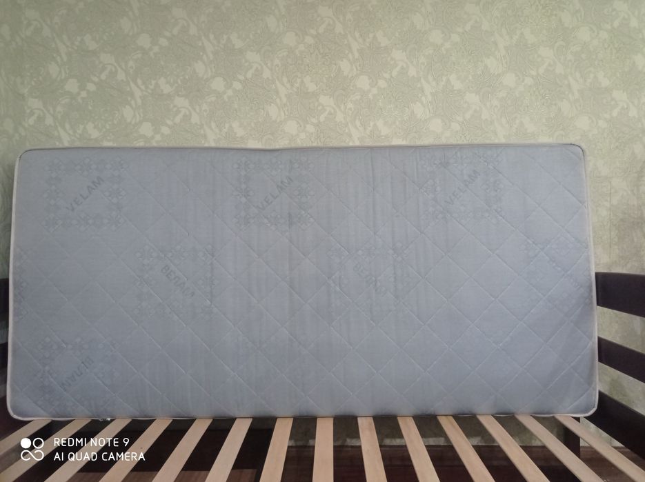 Продам ліжко 90/190