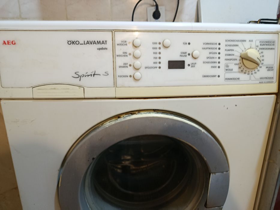 Стиральная машинка АЕG