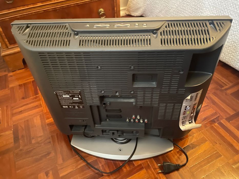TV Sony KDL-20S2000