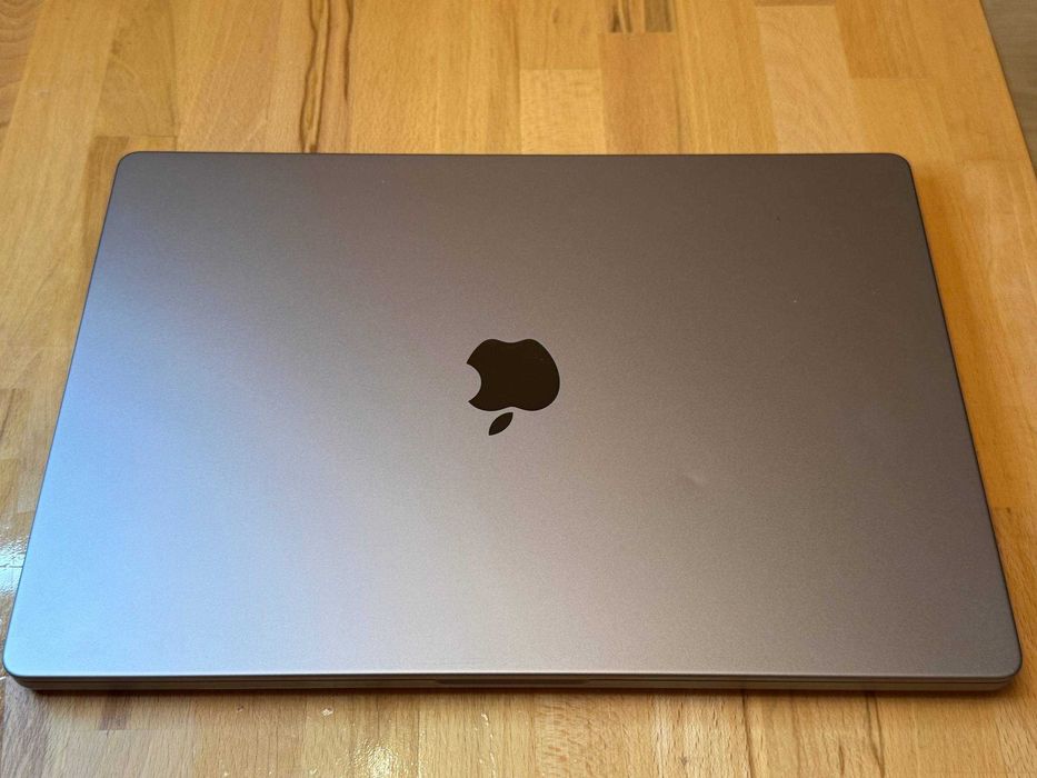 MacBook Pro 16' m1 pro 2021 16/512 space gray
