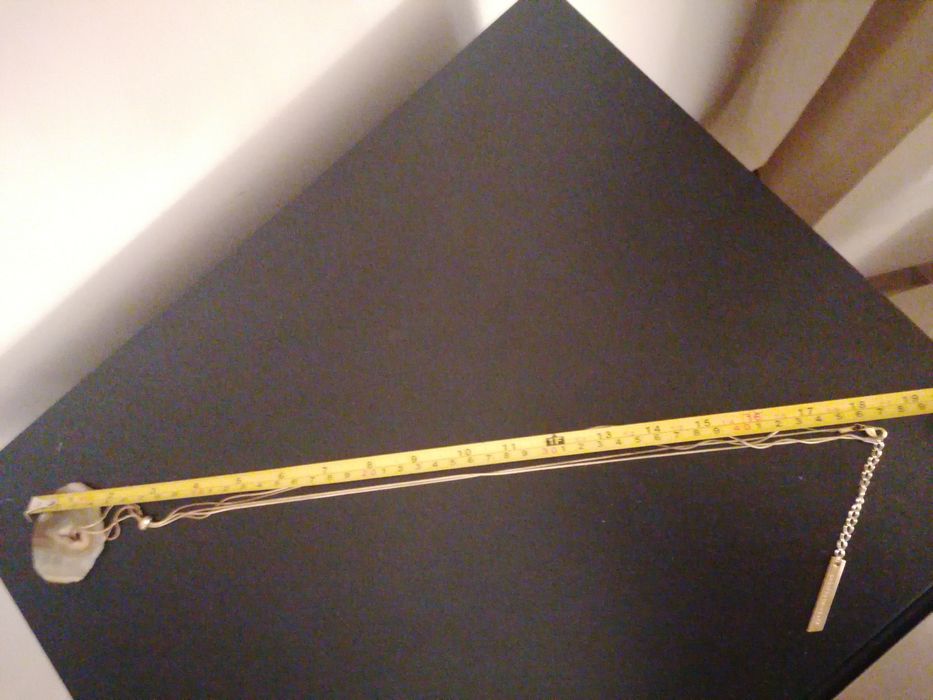 Colar com pedra natural