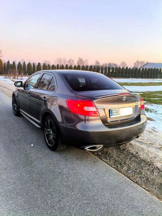 Suzuki Kizashi Suzuki KIZASHI 2.4