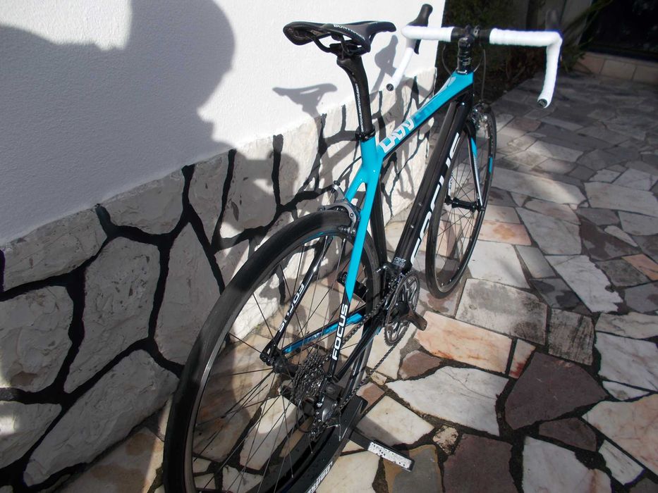 Focus Cayo tamanho M Full Carbon Full Ultegra