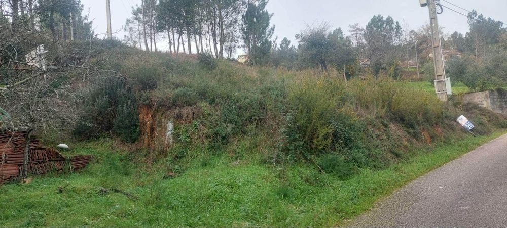 Terreno 1073M2  , URQUEIRA , vendo ou troco