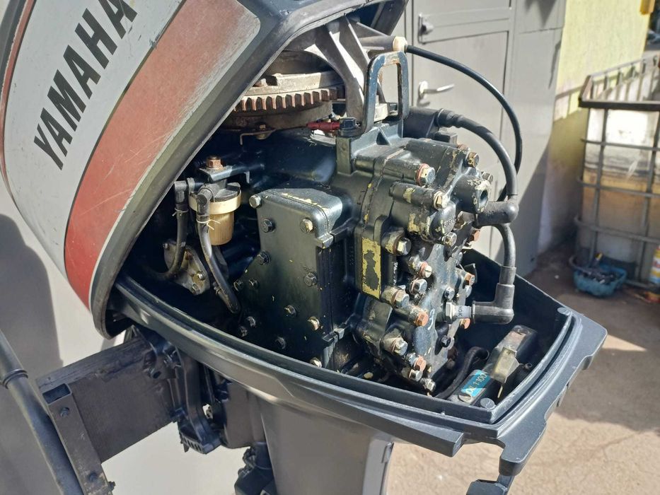 silnik-zaburtowy-yamaha-40-km-stopa-l-piotrowice-olx-pl
