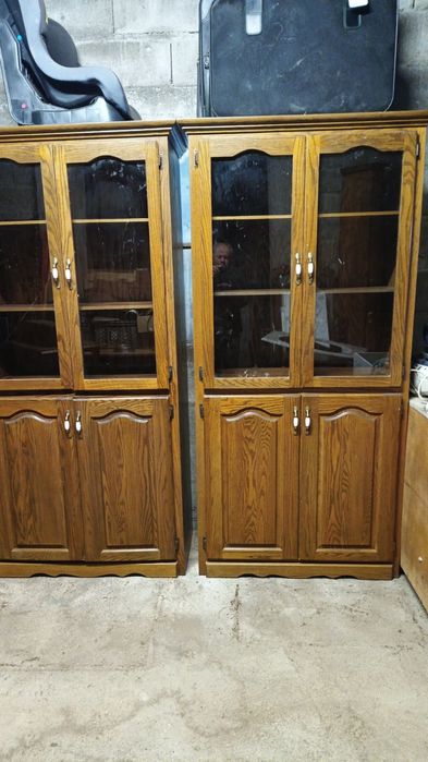 2 Móveis de cozinha ou sala. Louceiro.