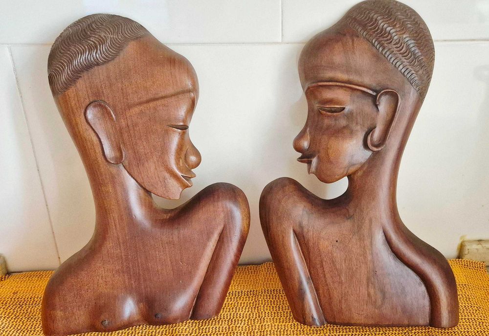 Par baixo relevo vintage africano