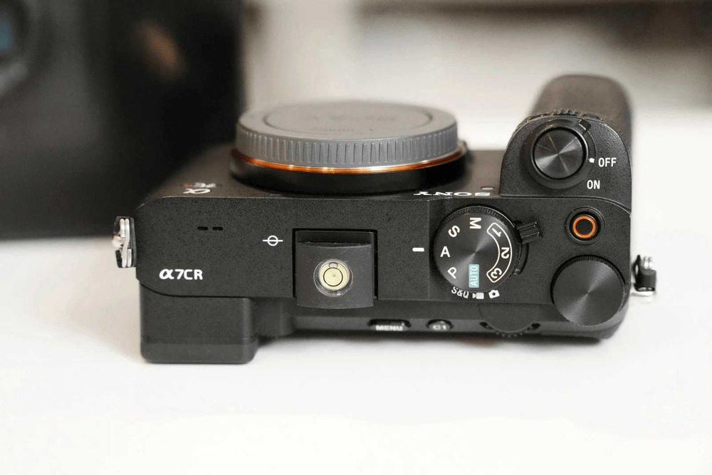 Sony A7CR - jak nowy, gwarancja, zestaw + extra bateria - ILCE-7CR