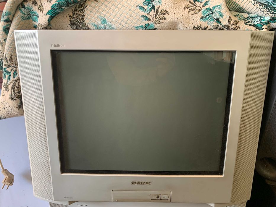 Телевизор SONY Trinitron