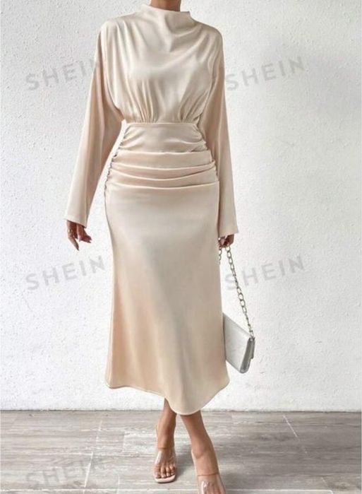 Коктейльне стильне плаття сукня shein xs довжина міді