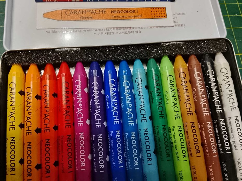 Пастель воскова водостійка Caran d'Ache Neocolor l Набір 15 штук
