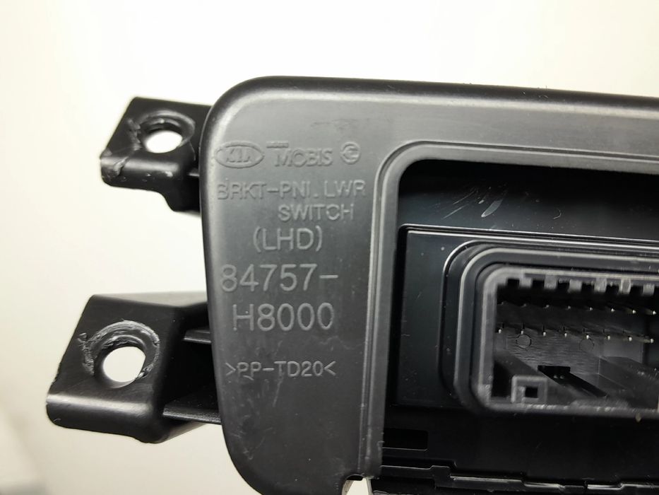 Botão / interruptor de luzes KIA Stonic (YB)