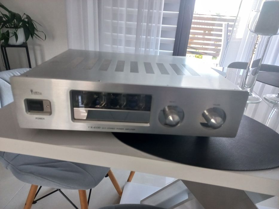 Yaqin vk2100 wzmacniacz hybrydowy