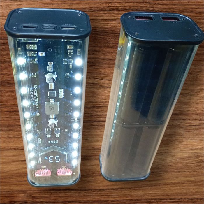 Повербанки и корпуса   10W, 22,5W, 45W 18650