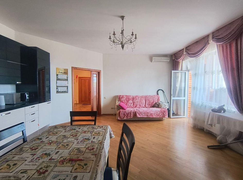 shev-03 . Двокімнатна 93кв.м в ЖК Капітан біля парку і моря.