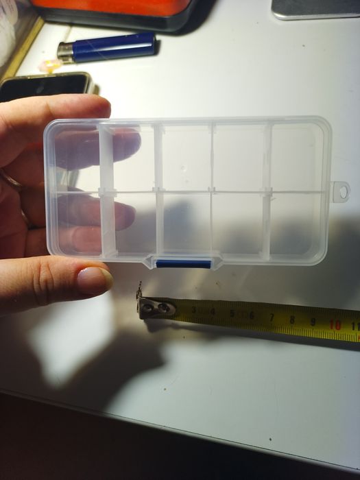 Органайзер пластиковий 10 комірок; висота 2см, ширина 6,5