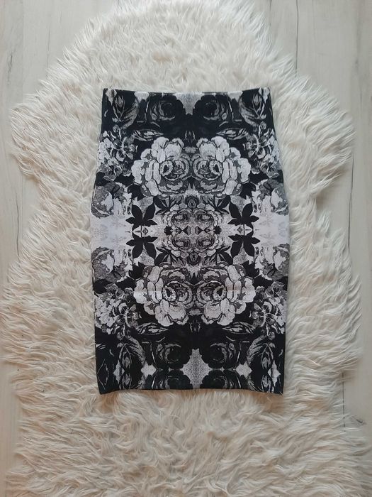 River Island piękna spódnica midi tatuaż XS 34