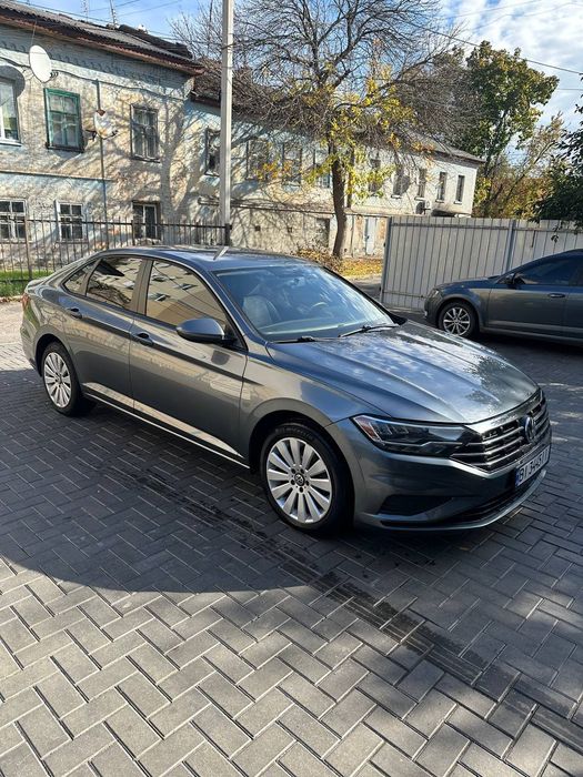 продам  Volkswagen Jetta 7