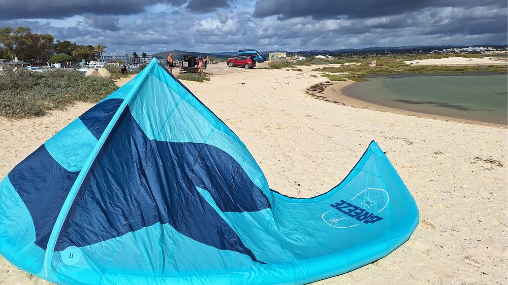 Kite F-One Breeze 11 mts V3 + Barra (Como novo)