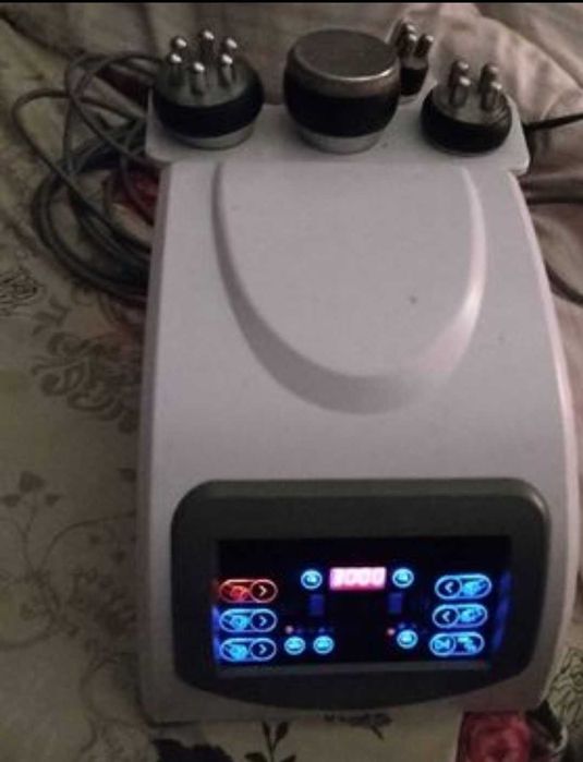 Máquina de Cavitação E Radiofrequência + Vácuo + Infravermelhos
