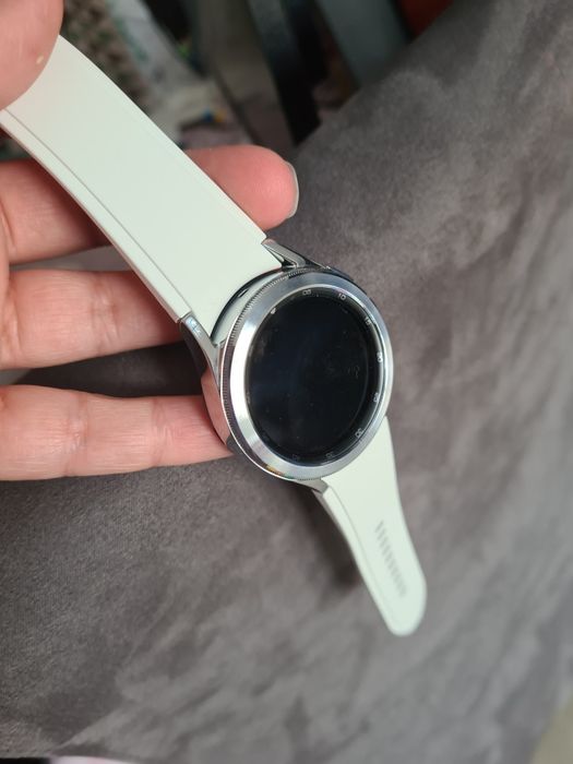 Samsung smartwatch galaxy watch 4 classic