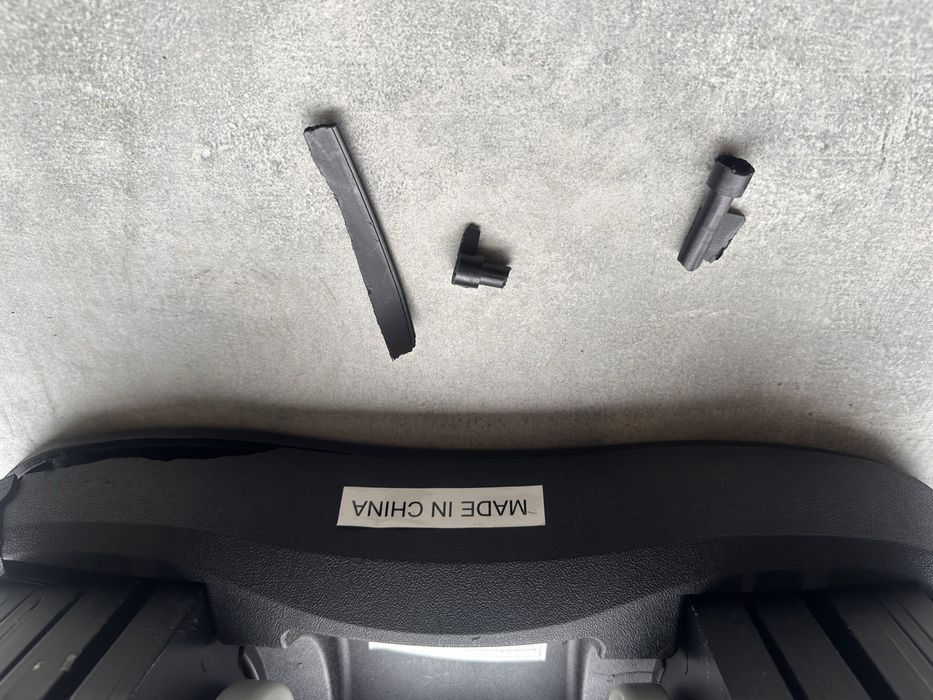 Hantle regulowane  uszkodzone