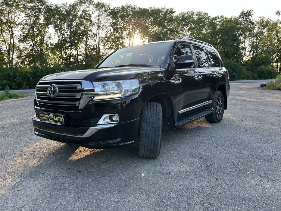 Продається Toyota Land Cruiser 200 2020 рік