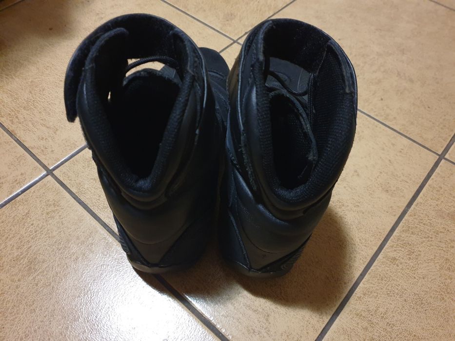 Продам мотоботинки alpinestars