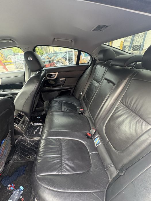 Jaguar XF  S 3.0 V6D Bom estado