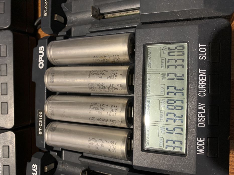 Samsung inr 21700 40t; 30t