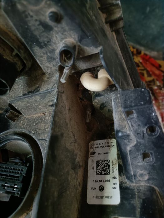 Фара Volkswagen id4 Iq led Америка 11A.941.036 на запчастини або під відновлення, розом з блоками