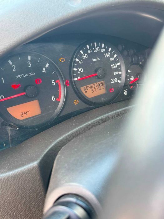 Nissan Navara 2008 2.5 АКП