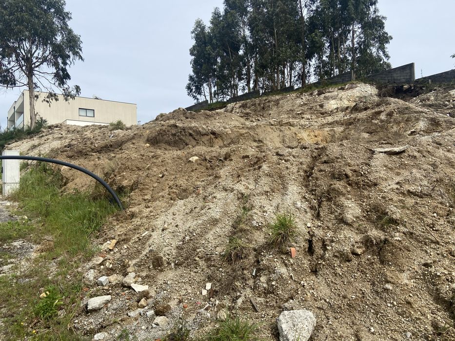 Dou saibro para aterro de obra ou enchimento