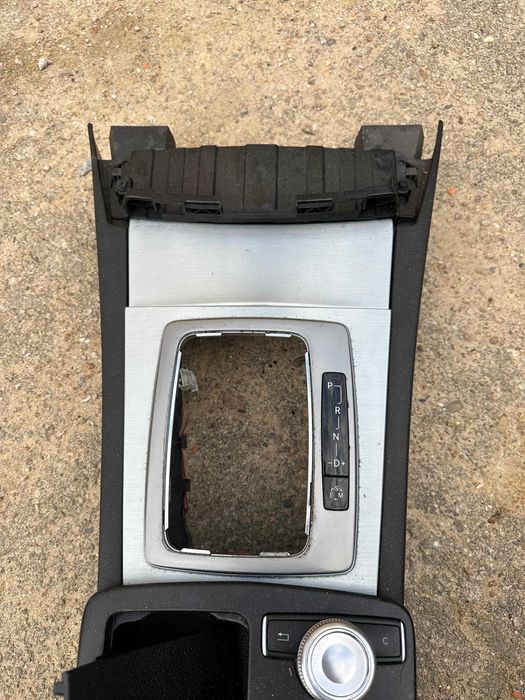 Consola central mercedes W204