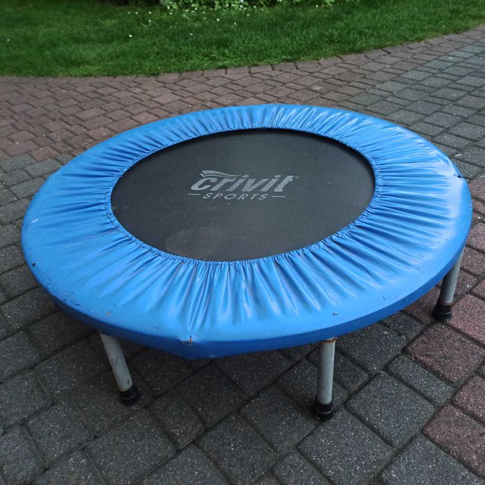 Trampolina gimnastyczna - do ćwiczeń indywidualnych