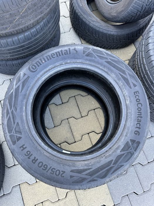 205/60/16 шини у гарному стані