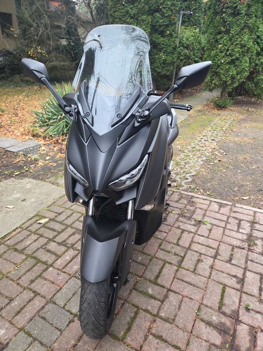 Yamaha X-MAX 125