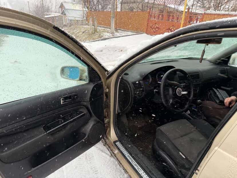 Продам Volkswagen Golf 4 1.4