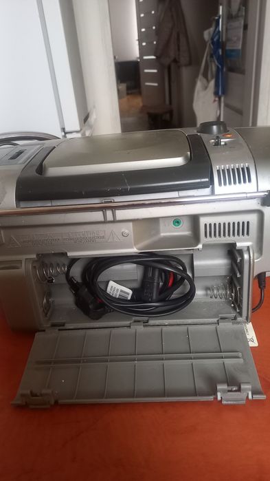 Radiomagnetofon Philips AZ 1010