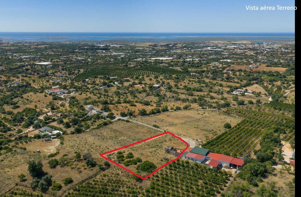 Terreno à venda em Caliços - Conceição - Faro