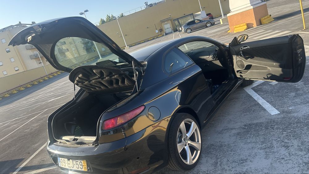 Alfa Romeo GT 1.9 JTD Black Edition