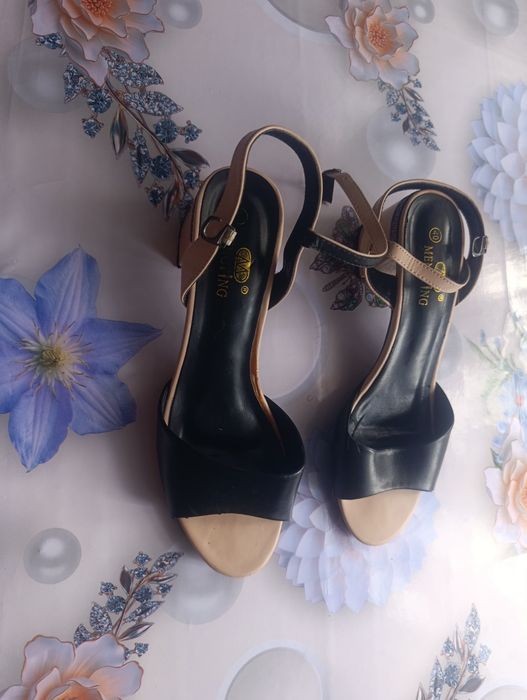 Продам басаножки 40 р