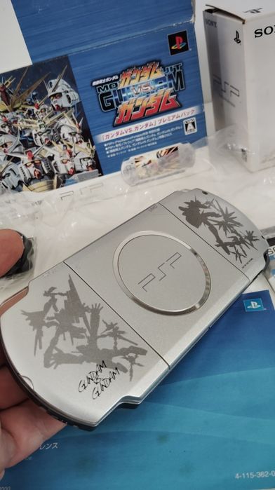 Sony PSP-3000 Gundam limitowana