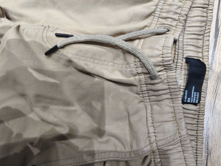 Spodnie jogger House XS standard