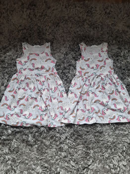 Sukienki H&M 122/128 6-8 lat Bliźniaczki, dla bliźniaczek